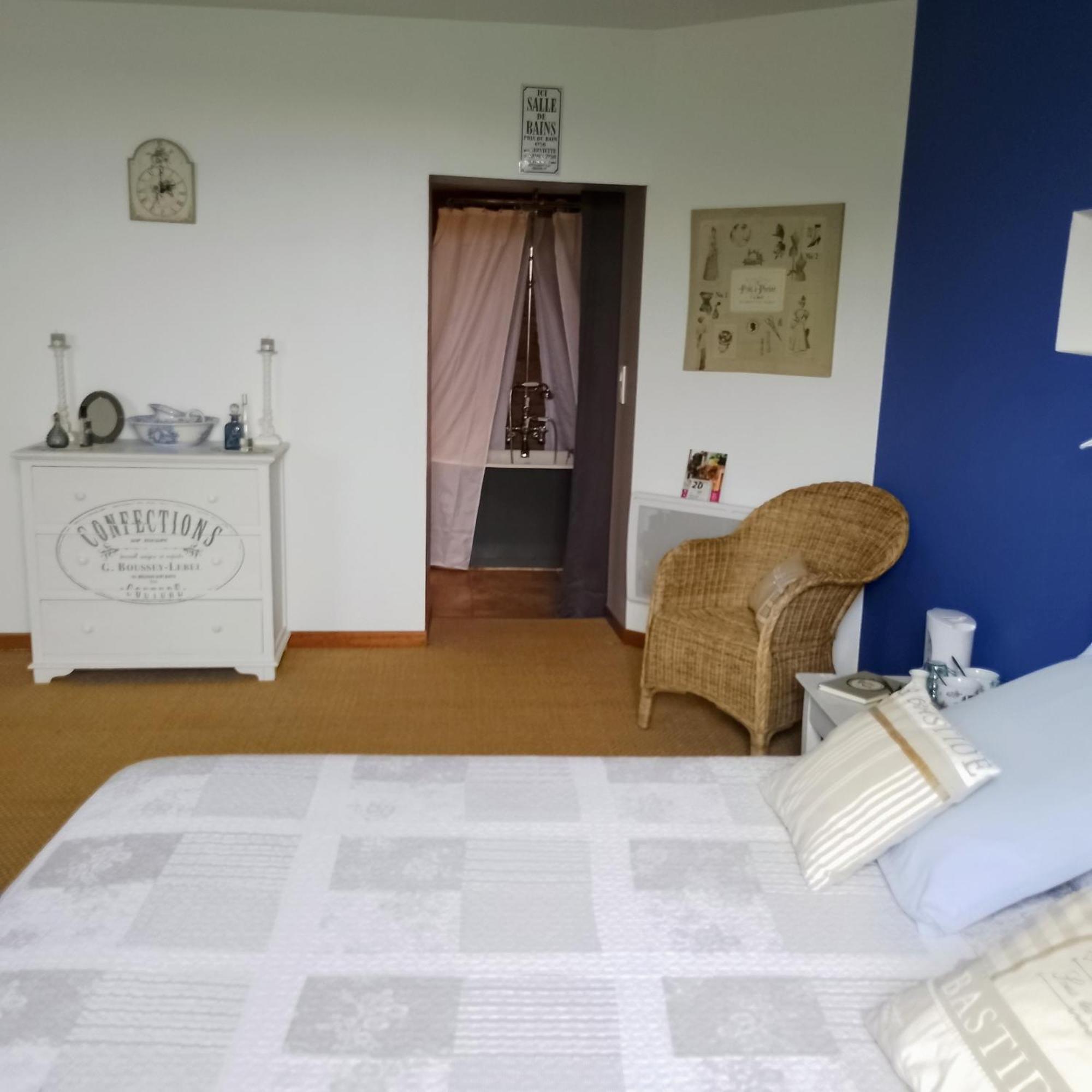 Au Fil De Soi Hotel Vezenobres Buitenkant foto