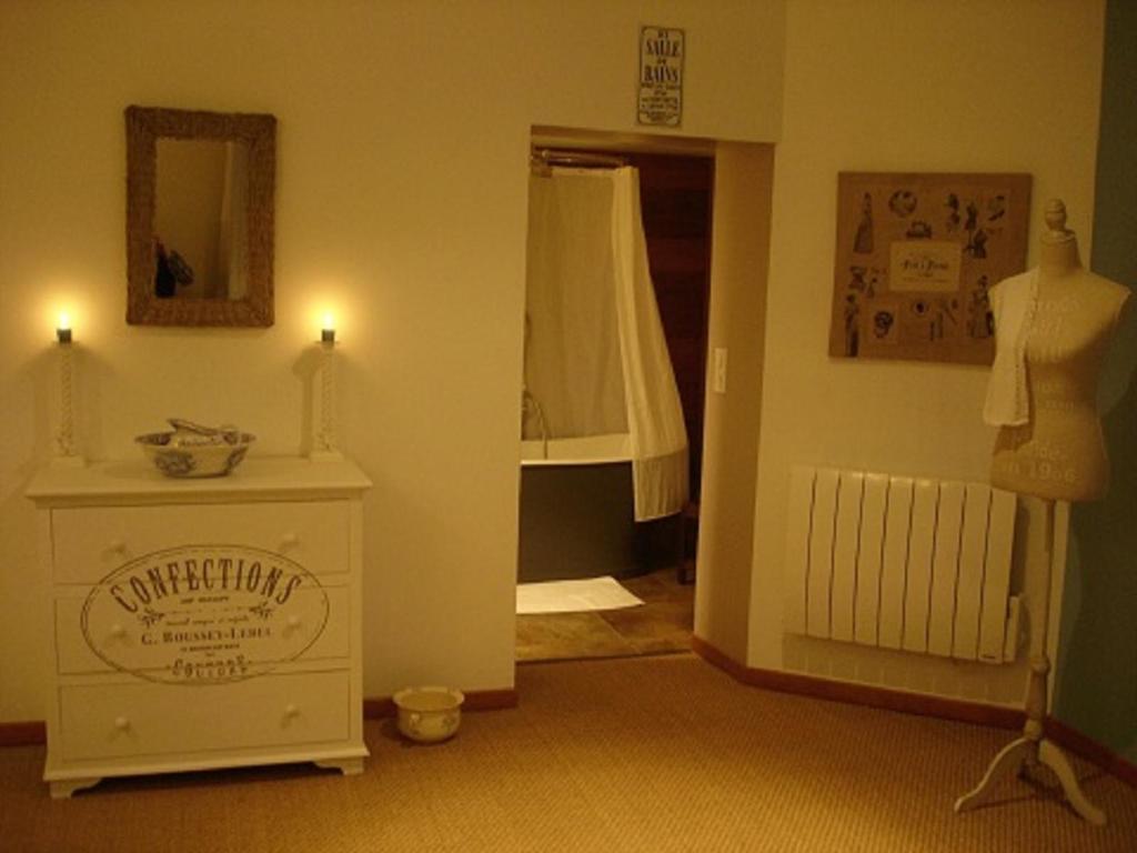 Au Fil De Soi Hotel Vezenobres Kamer foto